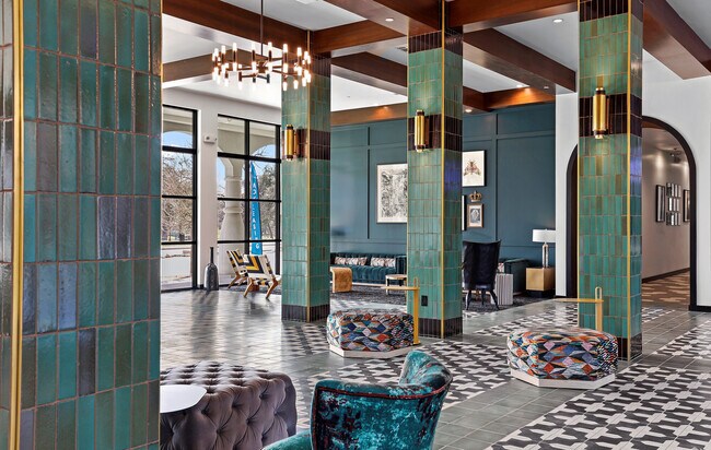 Building Photo - The Boheme