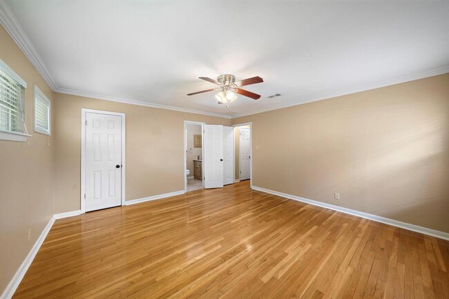 Building Photo - 7007 Northampton Way