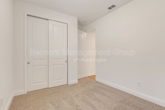 Building Photo - 1141 British Cir