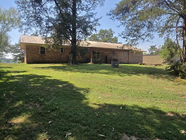 Building Photo - 24126 AR-164