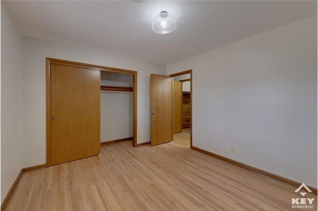 Building Photo - 1143 Patricia St