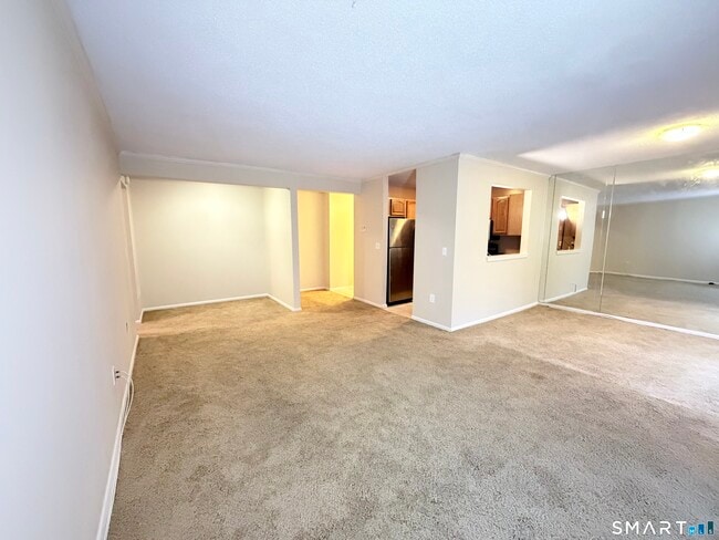 Building Photo - 175 Mill Pond Rd