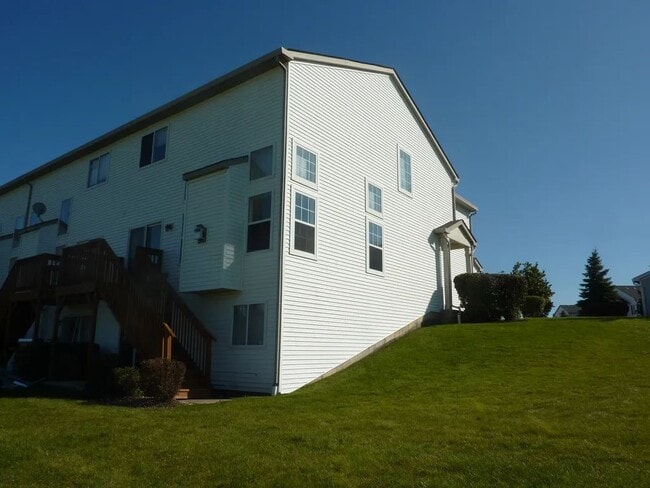 Building Photo - 1040 Montego Bay Ct