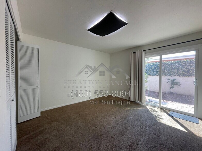Building Photo - 2149 E Alameda Dr