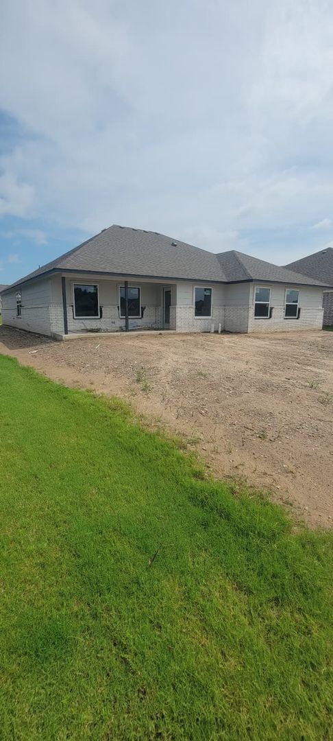 Building Photo - New Construction 5 Bed 3 Bath Simmons Home