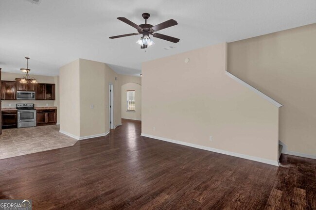 Building Photo - 469 Archie Way