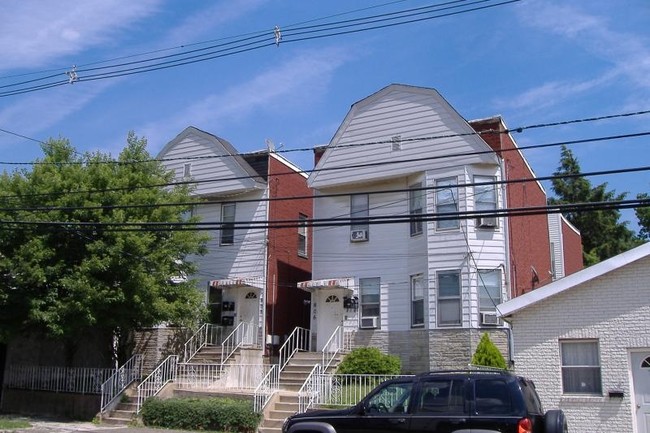 Primary Photo - 604-606 Elm St