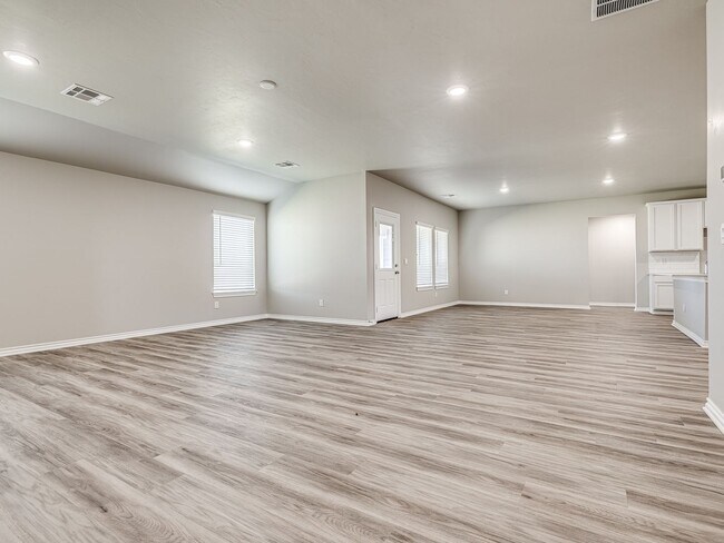 Building Photo - Brand New Construction Home + Deer Creek S...