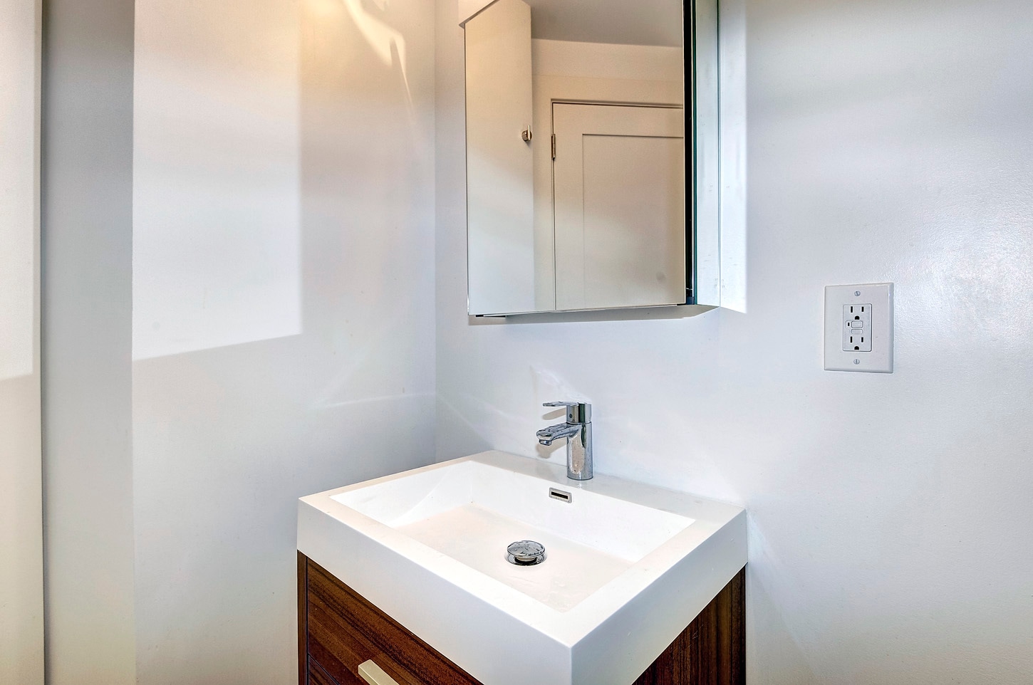 bathroom-2 - 1910 Kalorama Rd NW