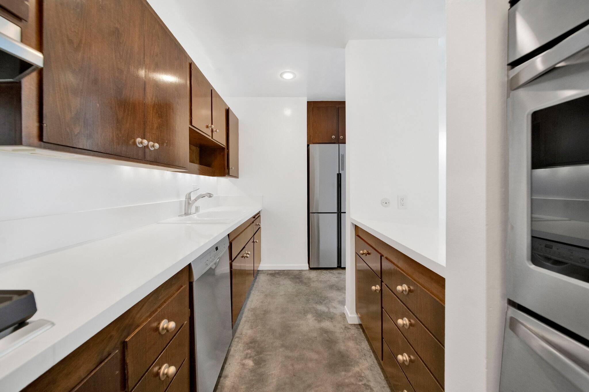 Building Photo - 1147 N Clark St