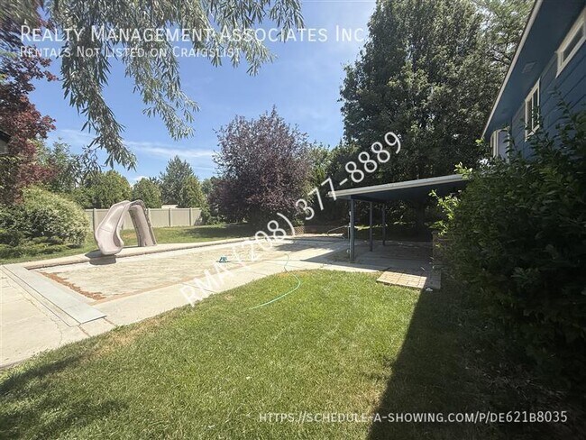Building Photo - 3540 S Summerset Way
