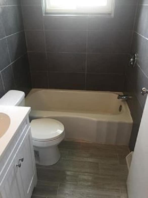 Bathroom - 1621 Kenwood Road