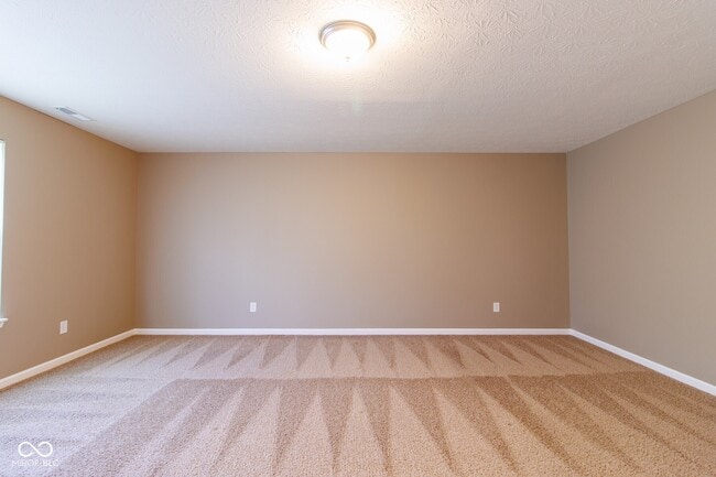 Building Photo - 6610 Aberdeen Dr