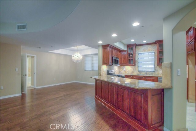 Building Photo - 4551 Coldwater Canyon Ave