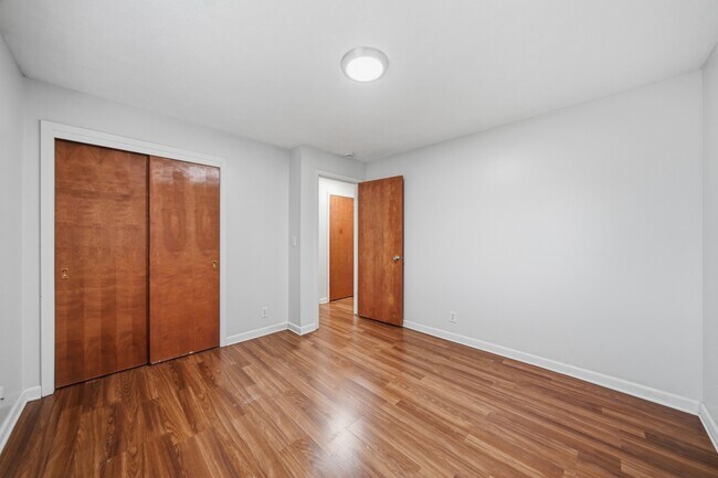 Building Photo - 5509 S 31st St