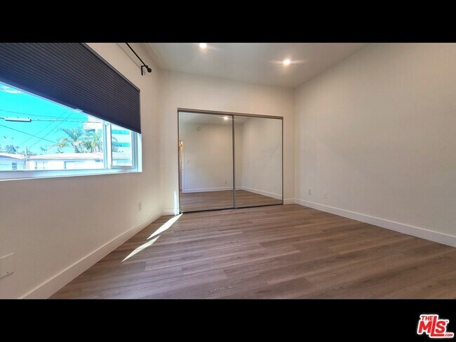 Building Photo - 1818 Glendon Ave