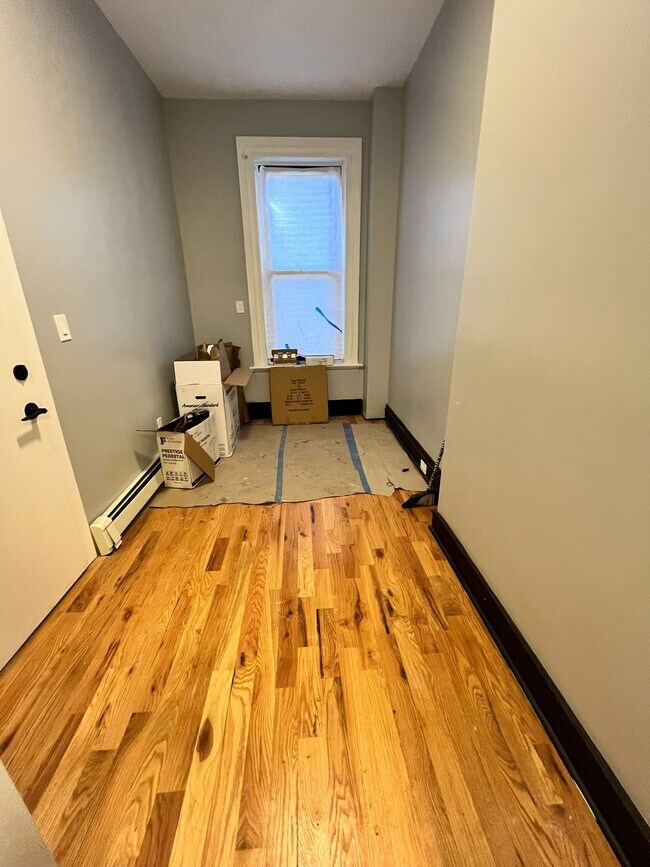 Unit 1 - 17 Belmont Ave