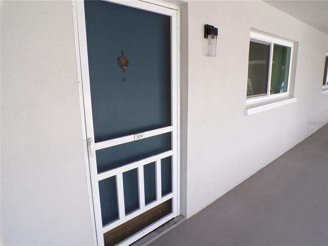 Building Photo - 649 S Tamiami Trl