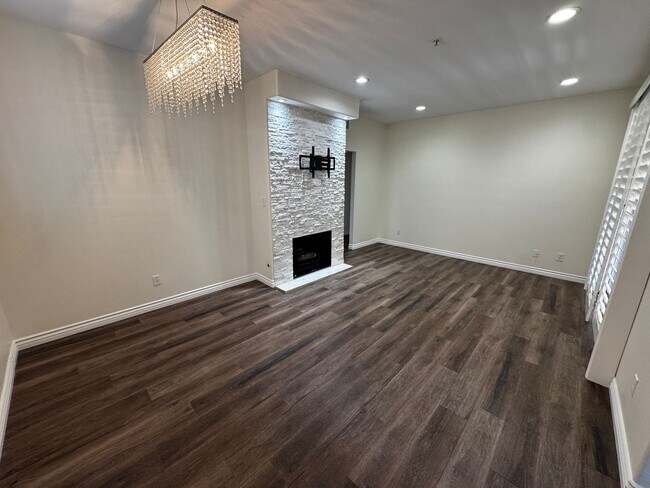 Building Photo - 11412 Via Rancho San Diego