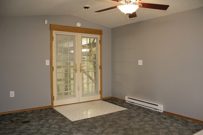 Building Photo - 4239 SE 141st Ave