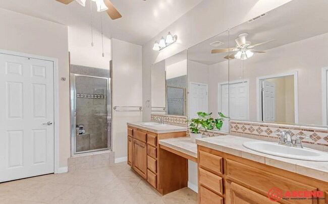 Building Photo - 10115 Fenwick Island Dr