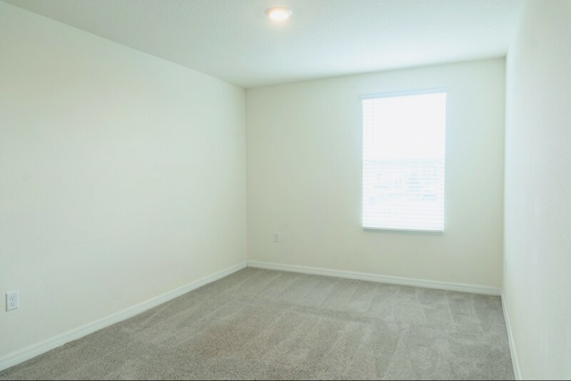 Building Photo - 11730 White Willow Ln