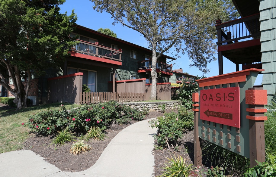 Oasis Apartments 10900 Oasis Ct Shawnee KS 66203 Apartment Finder