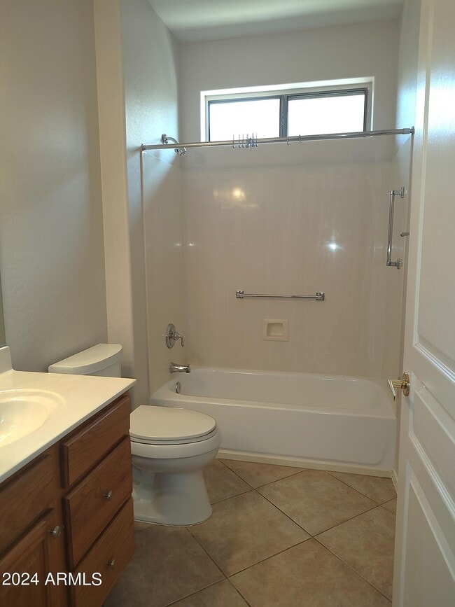 Building Photo - 17214 W Hermosa Dr