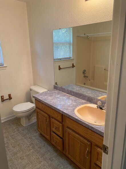 Building Photo - 4307 Pawnee Trl