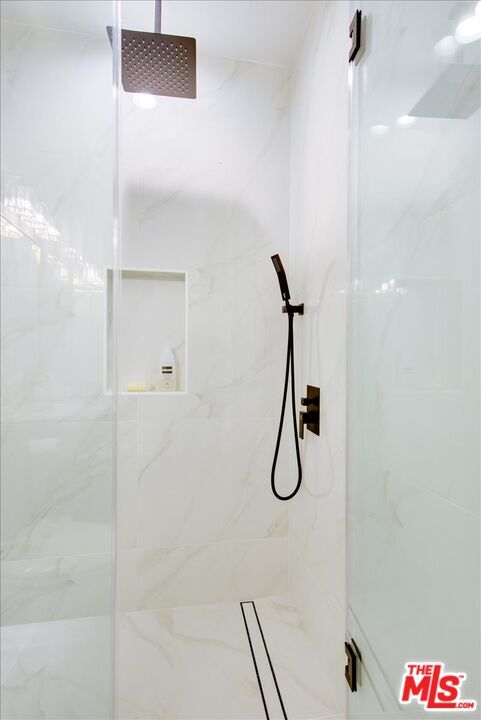 Building Photo - 1909 Pelham Ave