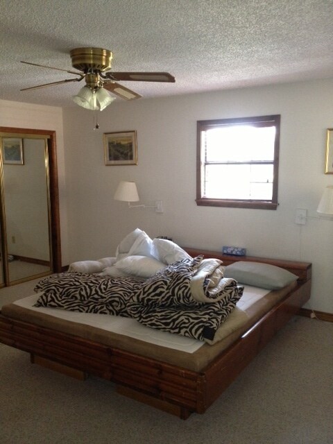 Building Photo - 3 Bed 2 Bath Home