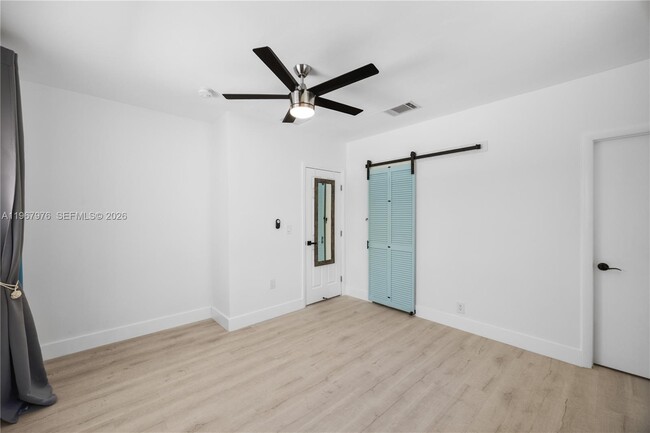 Building Photo - 1070 Tyler St