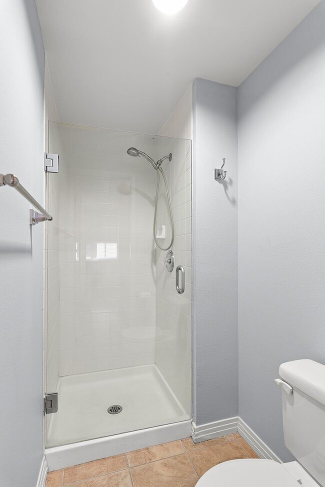 Building Photo - Walkable Little Italy Living – 3BR/3BA with Gated Parking