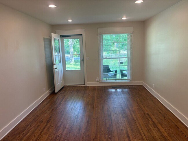Building Photo - Brookwood Terrace