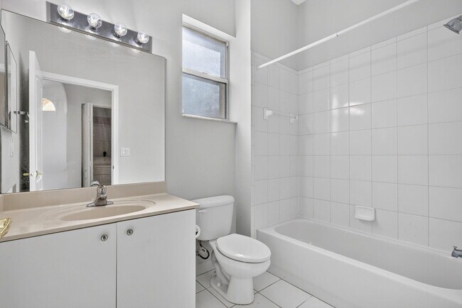 Building Photo - 5614 Sunberry Cir