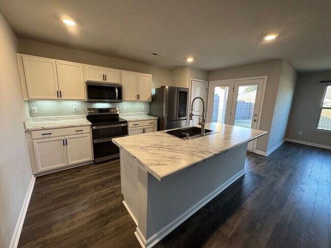 Building Photo - Make This Your HOME with a FENCED YARD