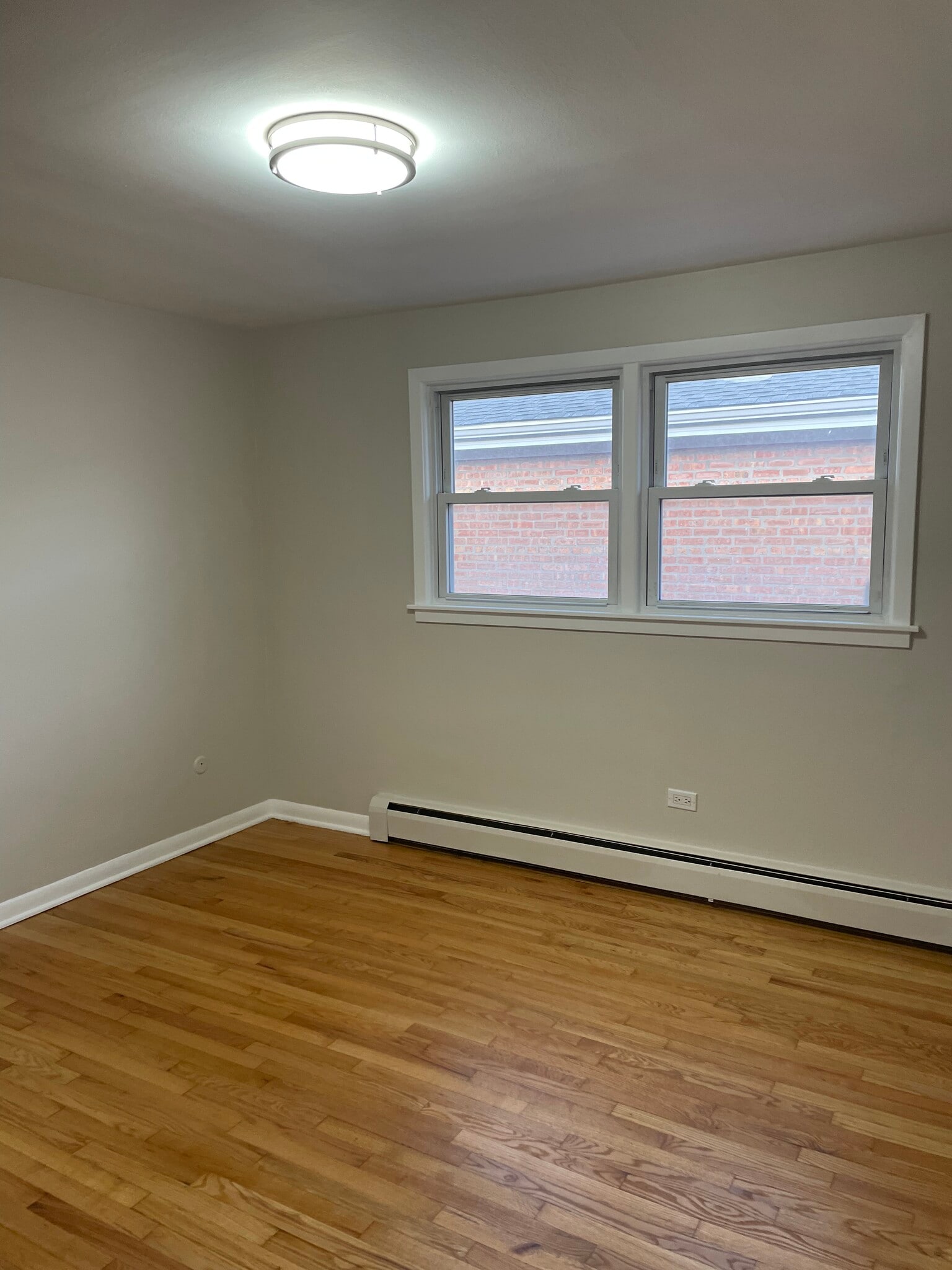 Bedroom - 8708 W Berwyn Ave