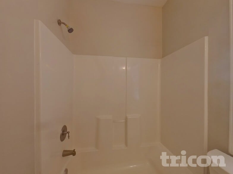 Building Photo - 2009 Tiffany Ct