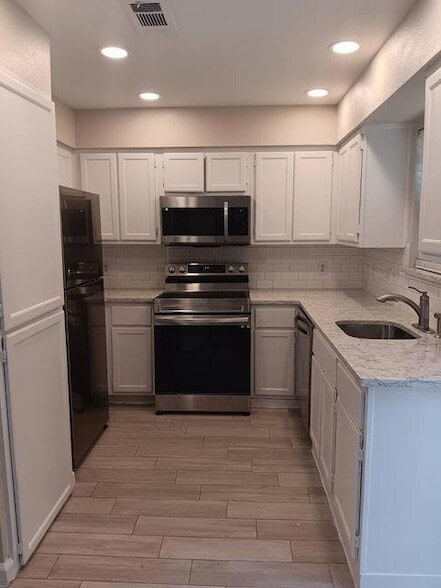 Building Photo - 8402 Fathom Cir