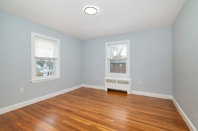 Building Photo - 7 Langley Cir