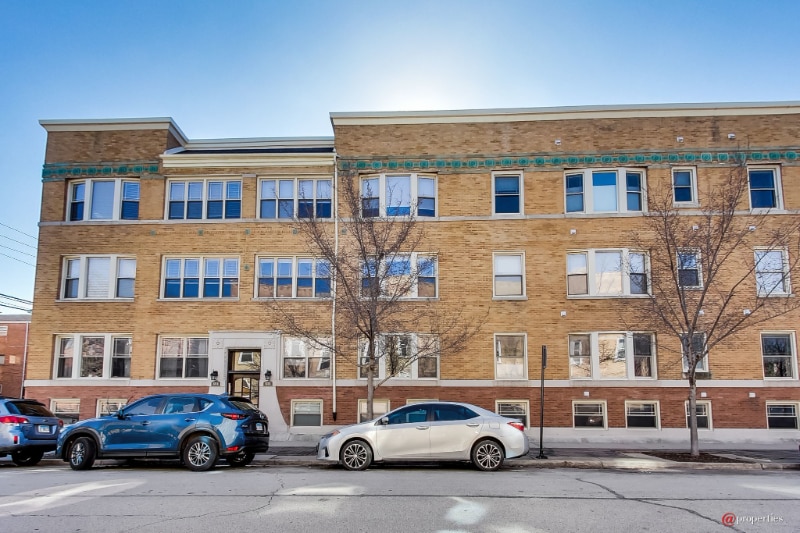 Building Photo - 1215 W Sunnyside Ave