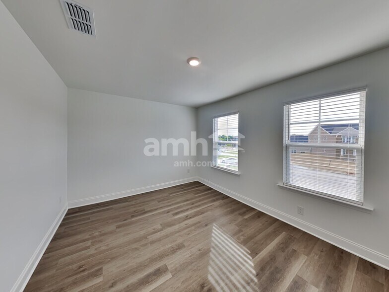Building Photo - 232 Argea Dr