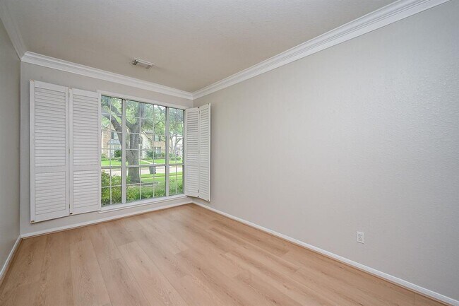 Building Photo - 22511 Bridgehaven Dr