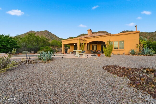 Building Photo - 12202 N 138th St