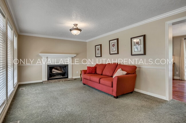 Building Photo - 485 E 1150 N