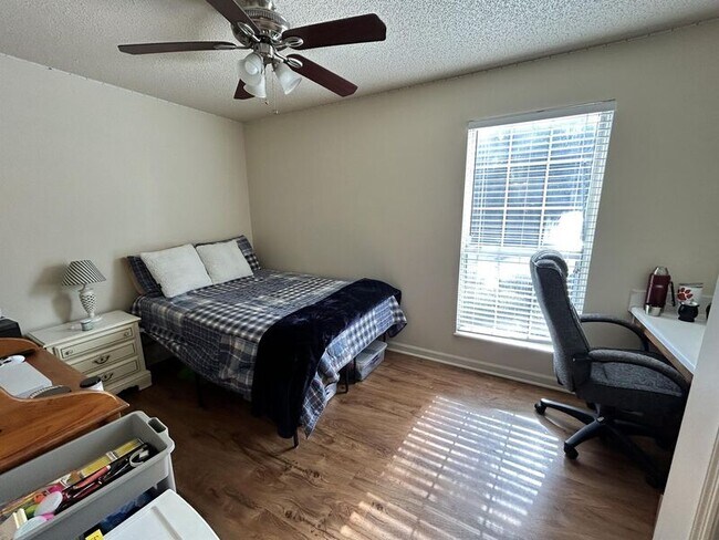 Building Photo - 155 Anderson Hwy