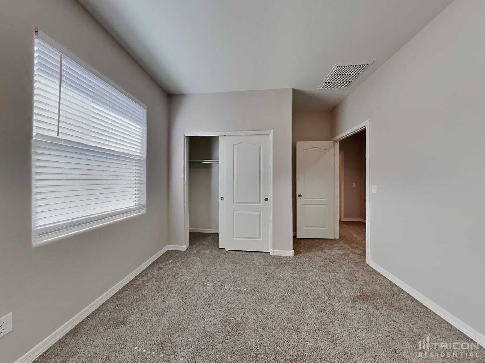 Building Photo - 40209 W Walker Wy