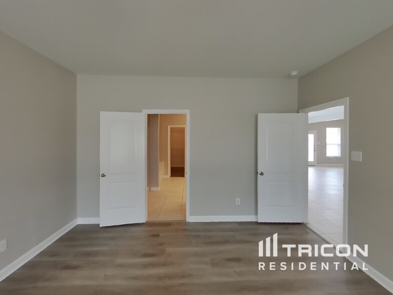 Building Photo - 13200 Stari Most Ln
