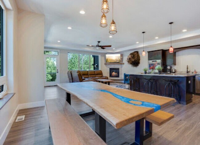 Building Photo - Furnished Westchester Lagoon Home