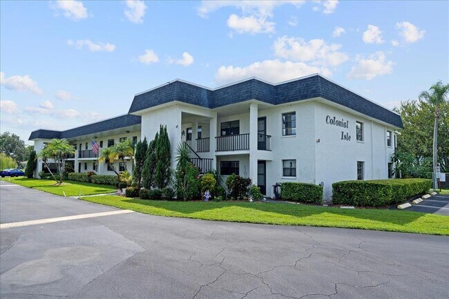 Primary Photo - 1749 S Highland Ave